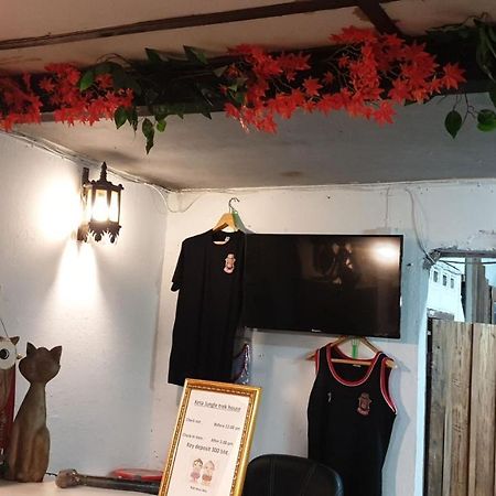 チエンマイ Keta' Jungle Trek Houseホステル エクステリア 写真
